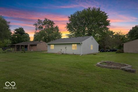 8529 New Field Court Indianapolis IN 46231