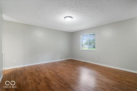 8529 New Field Court Indianapolis IN 46231