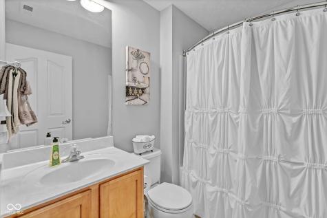 12675 Hollice Lane Fishers IN 46037