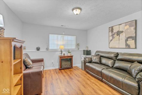 12675 Hollice Lane Fishers IN 46037