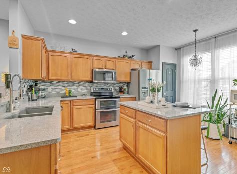 12675 Hollice Lane Fishers IN 46037