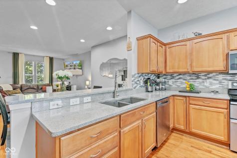 12675 Hollice Lane Fishers IN 46037