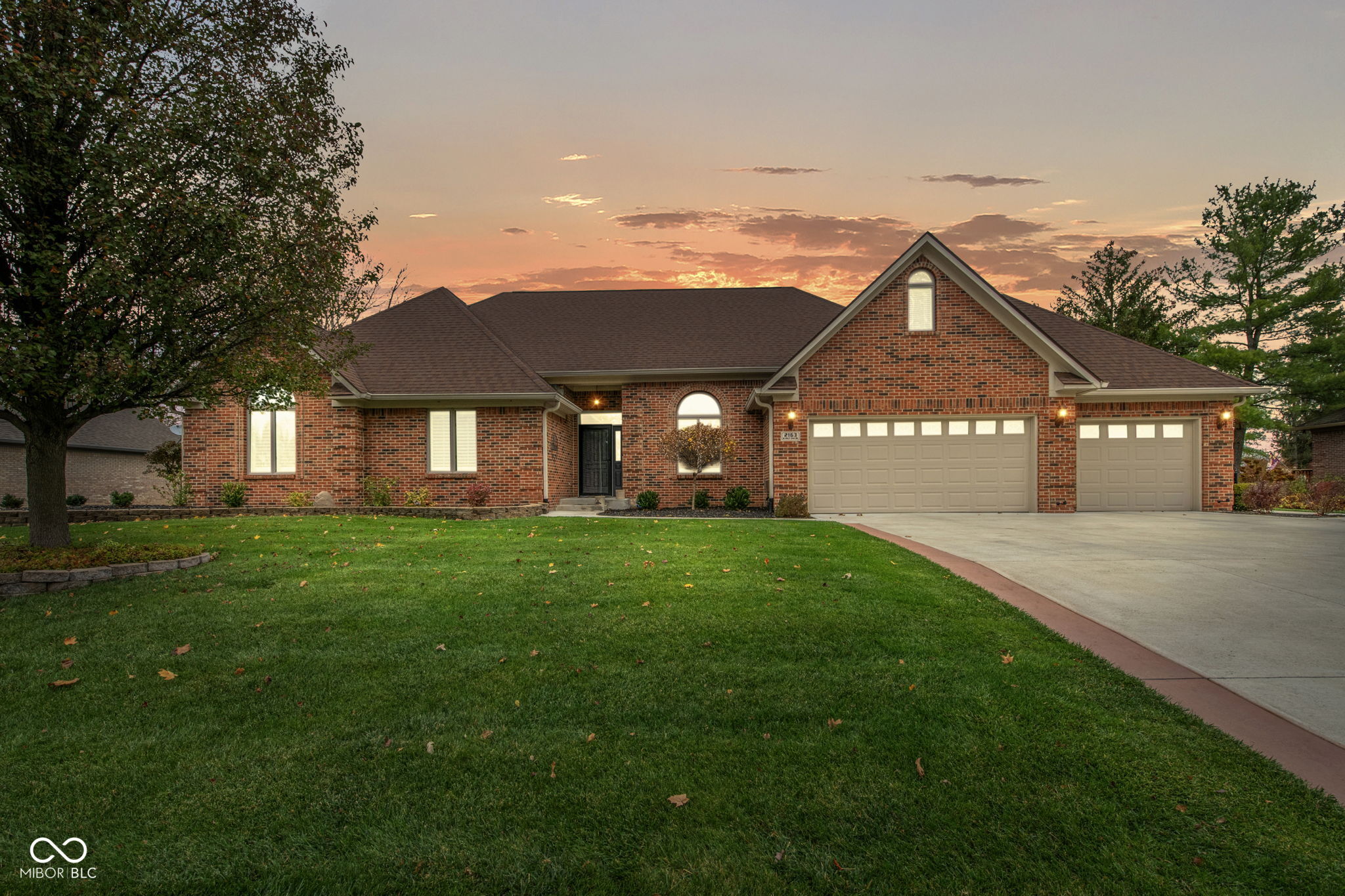 2163 Scarlet Oak Drive Avon IN 46123