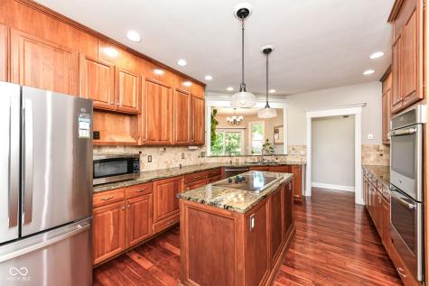 1055 Bear Cub Drive Cicero IN 46034