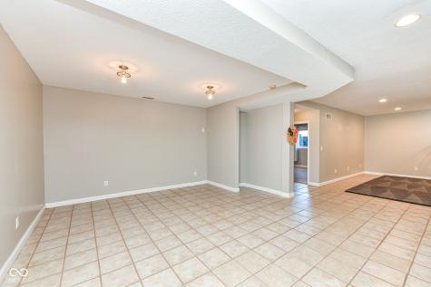 1055 Bear Cub Drive Cicero IN 46034