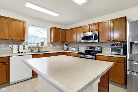 14733 Drayton Drive Noblesville IN 46062