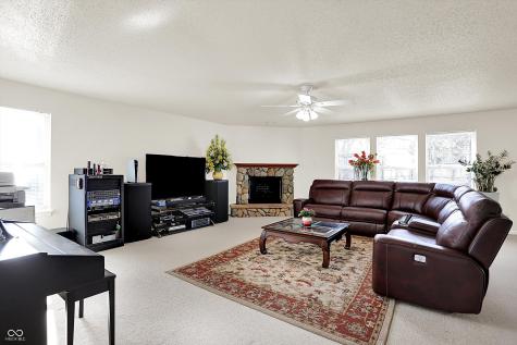 14733 Drayton Drive Noblesville IN 46062