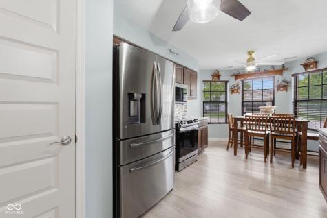 8928 Summer Walk Drive E Indianapolis IN 46227