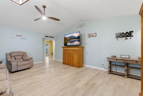 8928 Summer Walk Drive E Indianapolis IN 46227