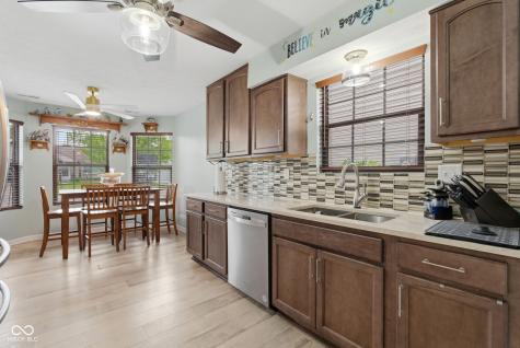 8928 Summer Walk Drive E Indianapolis IN 46227