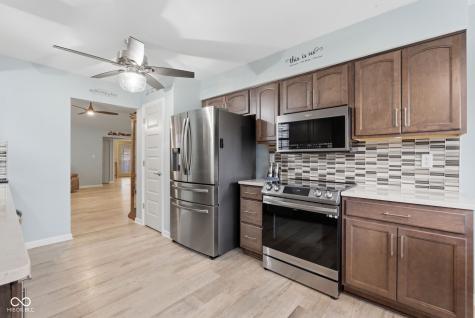 8928 Summer Walk Drive E Indianapolis IN 46227