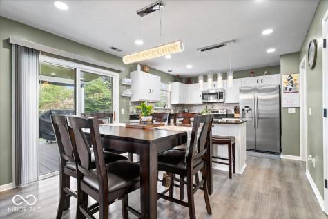 6611 Crestwell Lane Indianapolis IN 46268