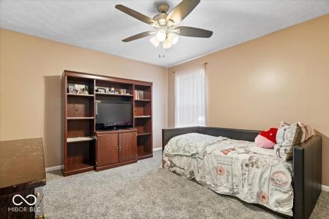 6611 Crestwell Lane Indianapolis IN 46268