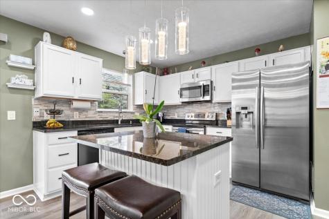 6611 Crestwell Lane Indianapolis IN 46268