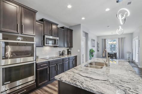 6042 Rockdell Drive Indianapolis IN 46237