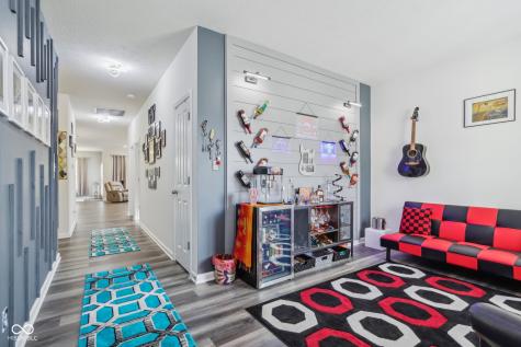 6042 Rockdell Drive Indianapolis IN 46237