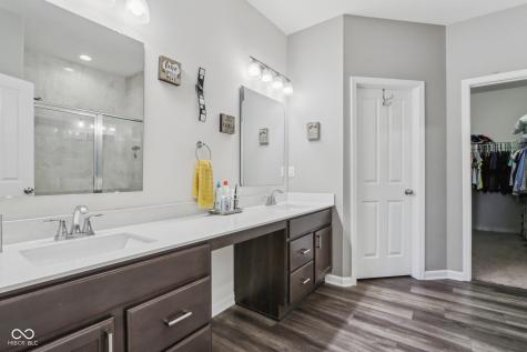 6042 Rockdell Drive Indianapolis IN 46237