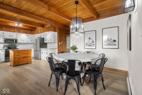 10128 S 700 W Columbus IN 47201