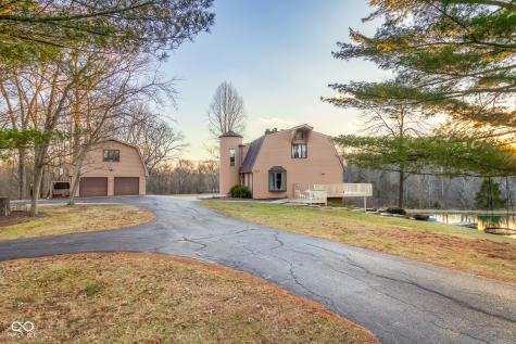 10128 S 700 W Columbus IN 47201