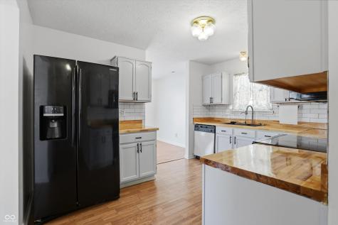 1882 Chatham Place Danville IN 46122