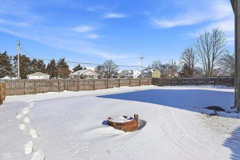 1882 Chatham Place Danville IN 46122