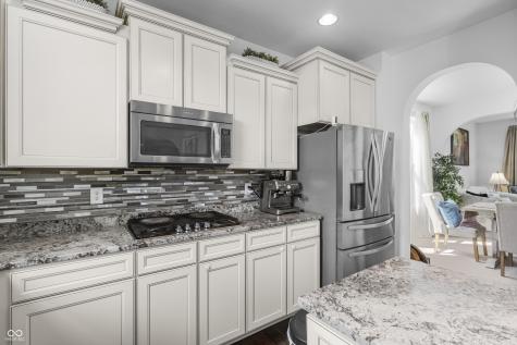 2101 Creek Bank Drive Columbus IN 47201