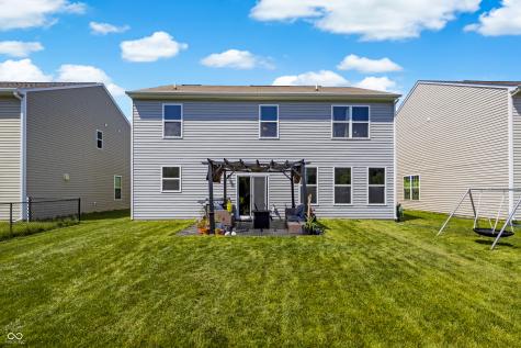 2101 Creek Bank Drive Columbus IN 47201