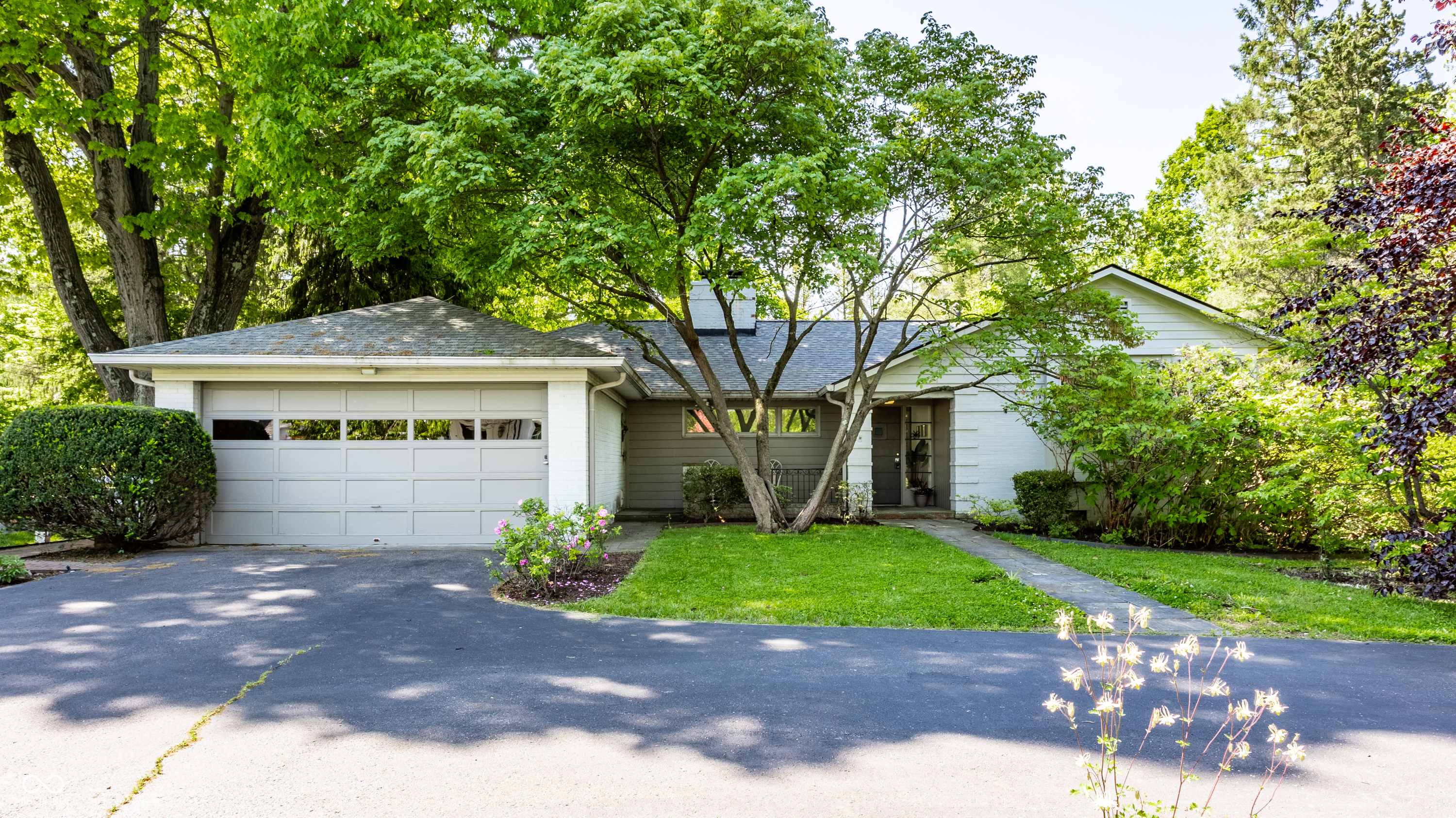 1207 Golden Hill Drive Indianapolis IN 46208