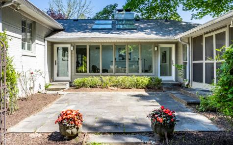 1207 Golden Hill Drive Indianapolis IN 46208