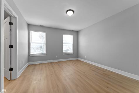 221 N Beville Avenue Indianapolis IN 46201
