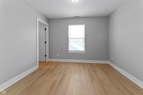 221 N Beville Avenue Indianapolis IN 46201
