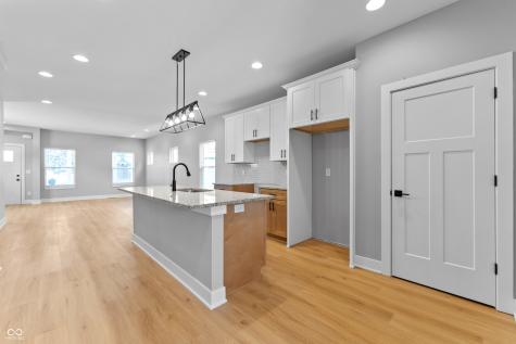 221 N Beville Avenue Indianapolis IN 46201