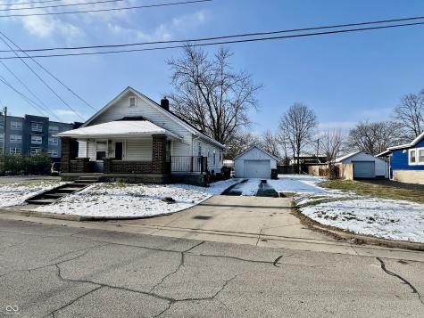 62 S Mapleton Street Columbus IN 47201
