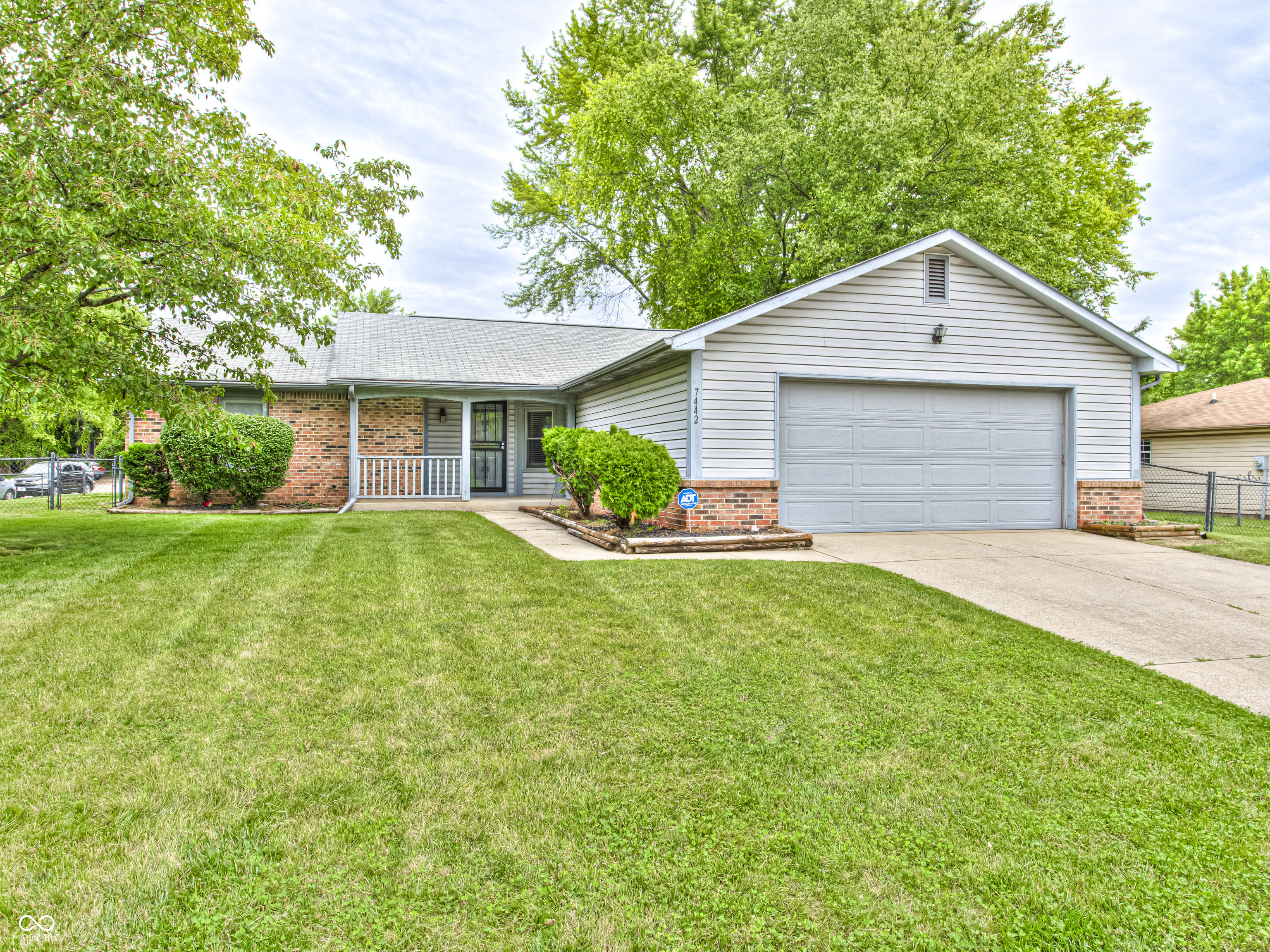 7442 Rogers Drive Indianapolis IN 46214