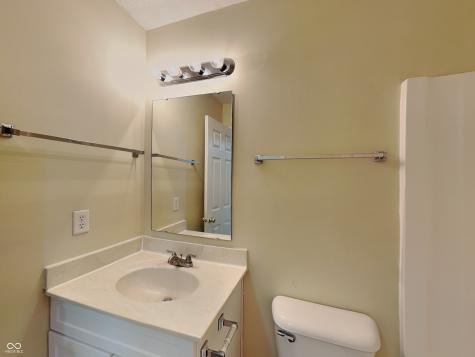 12272 Carriage Stone Drive Fishers IN 46037