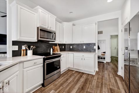 1770 Harris Hawk Court Brownsburg IN 46112