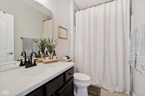 1770 Harris Hawk Court Brownsburg IN 46112