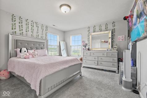 9133 Thames Drive Avon IN 46123
