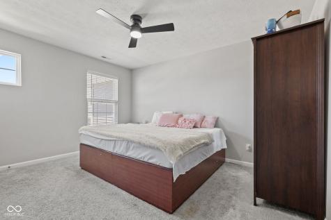 9133 Thames Drive Avon IN 46123