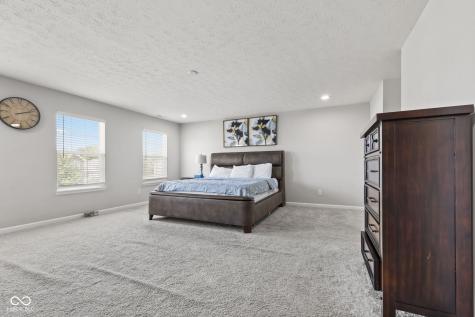 9133 Thames Drive Avon IN 46123