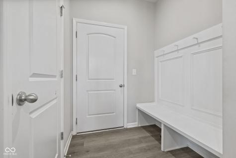 9133 Thames Drive Avon IN 46123