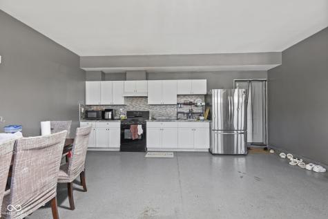 9133 Thames Drive Avon IN 46123