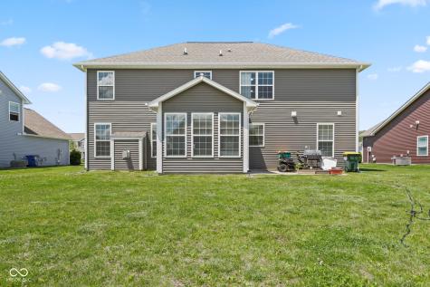 9133 Thames Drive Avon IN 46123