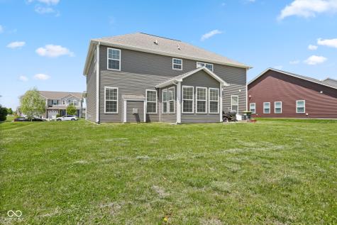 9133 Thames Drive Avon IN 46123