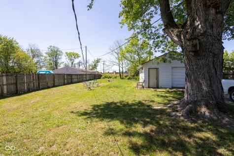 8039 Harrison Drive Lawrence IN 46226
