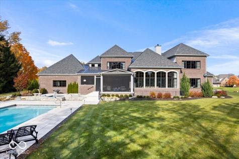 2035 Saint Andrews Circle Carmel IN 46032