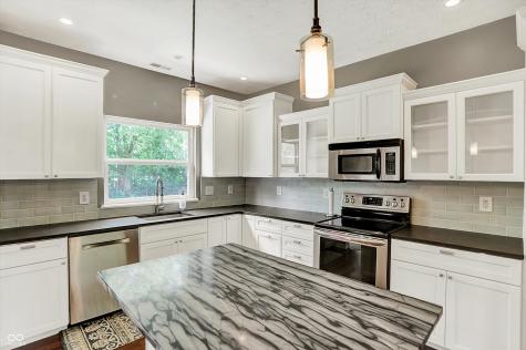 38 Golden Tree Lane Indianapolis IN 46227