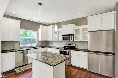 38 Golden Tree Lane Indianapolis IN 46227