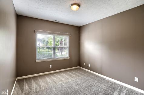 38 Golden Tree Lane Indianapolis IN 46227