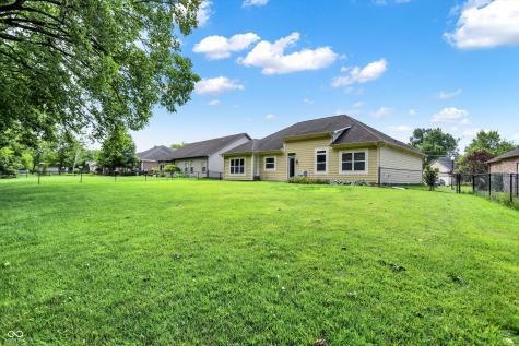 38 Golden Tree Lane Indianapolis IN 46227